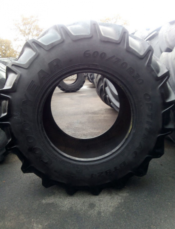 Reifen des Typs GoodYear 600/70R30 DT824,  in Житомир (Bild 3)