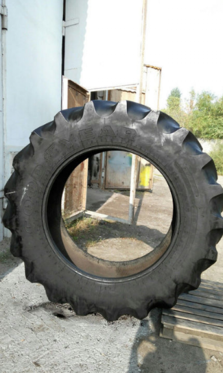 Reifen des Typs GoodYear 520/85R42.00 (20.8R42),  in Житомир (Bild 2)