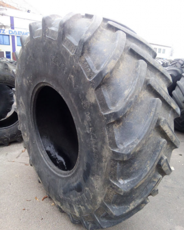 Reifen des Typs GoodYear 680/85R32.00,  in Житомир (Bild 1)