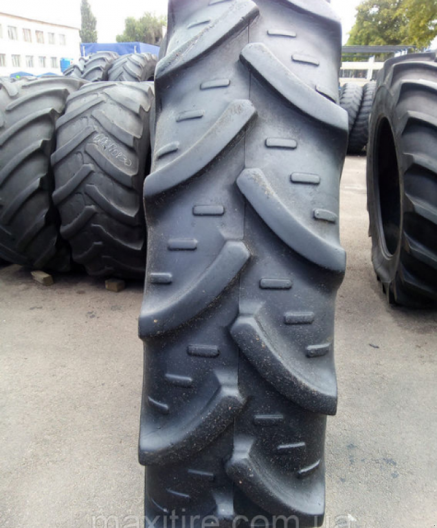 Reifen des Typs Kleber 300/95R52,  in Житомир (Bild 2)