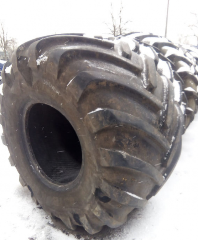 Reifen des Typs Michelin 10.50/50R32.00,  in Житомир (Bild 1)