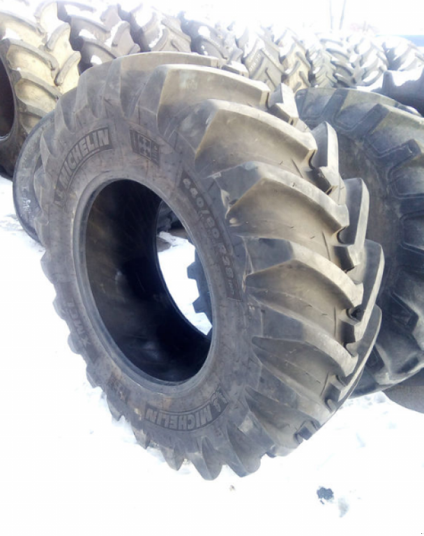 Reifen des Typs Michelin 440/80R38 XMCL,  in Житомир (Bild 1)