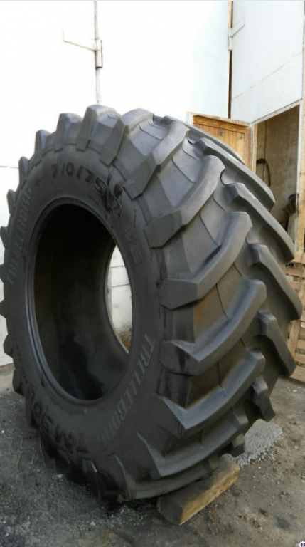 Reifen des Typs Trelleborg 710/75R42 TM900,  in Житомир (Bild 3)