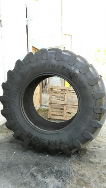 Reifen des Typs Trelleborg 710/75R42 TM900,  in Житомир (Bild 2)