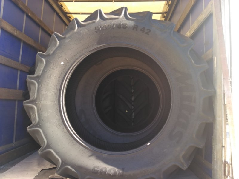 Reifen des Typs Mitas 520/85R42 (20.8R42) 162B/162A8 AC85 TL,  in Бровари (Bild 1)