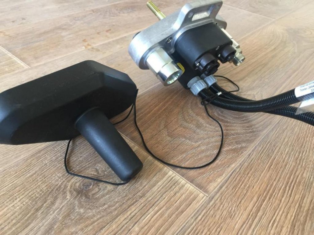 Sonnenblumenschneidwerk des Typs CLAAS Sunspeed 12-70, Neumaschine in Суми (Bild 3)