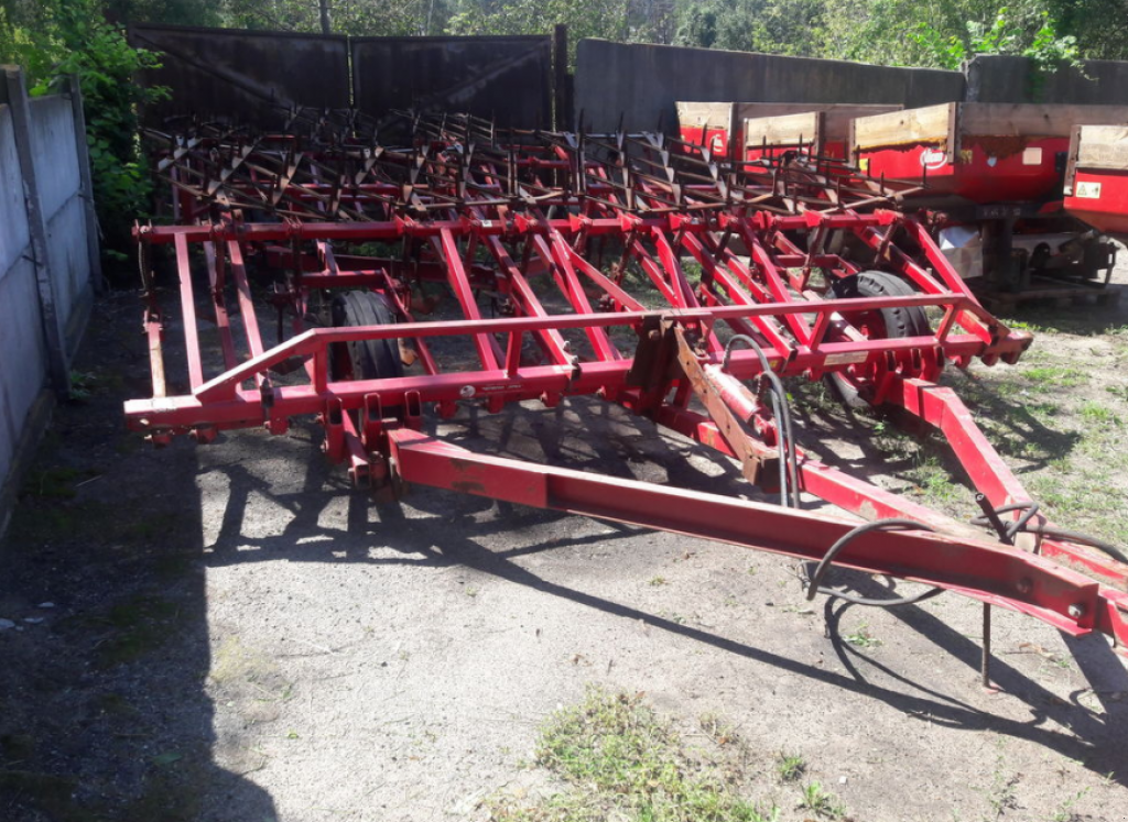 Kartoffelpflegetechnik des Typs CHERVONA ZIRKA КПСП-4Р,  in Київ (Bild 2)