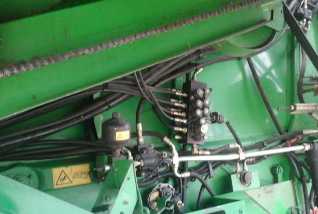Oldtimer-Mähdrescher des Typs John Deere 9660i WTS, Neumaschine in Хмельницький (Bild 10)