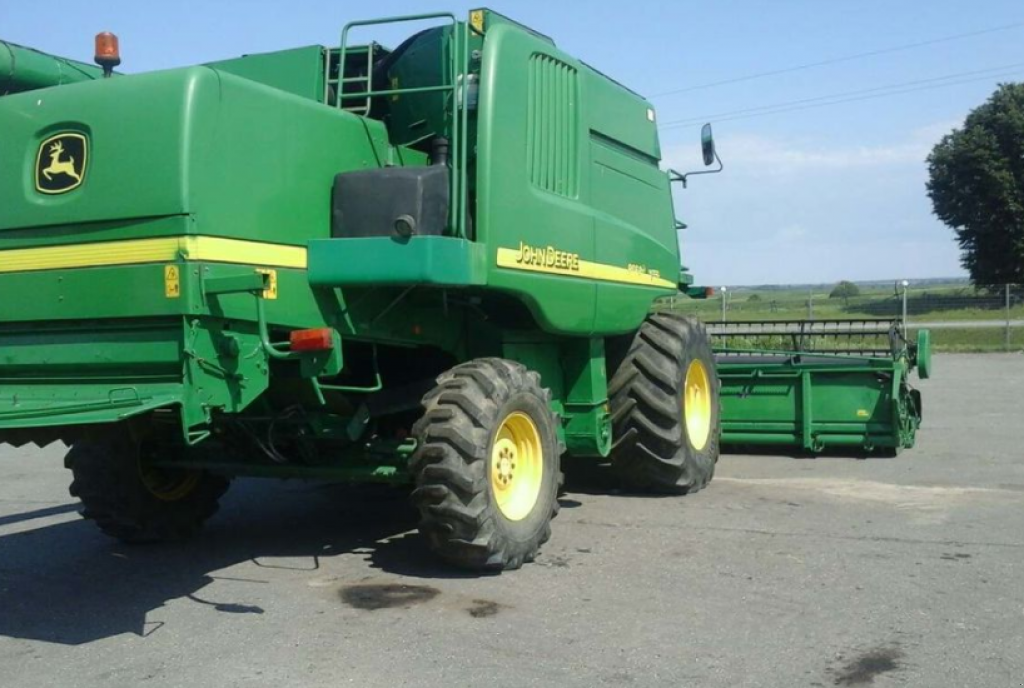 Oldtimer-Mähdrescher des Typs John Deere 9660i WTS, Neumaschine in Хмельницький (Bild 2)