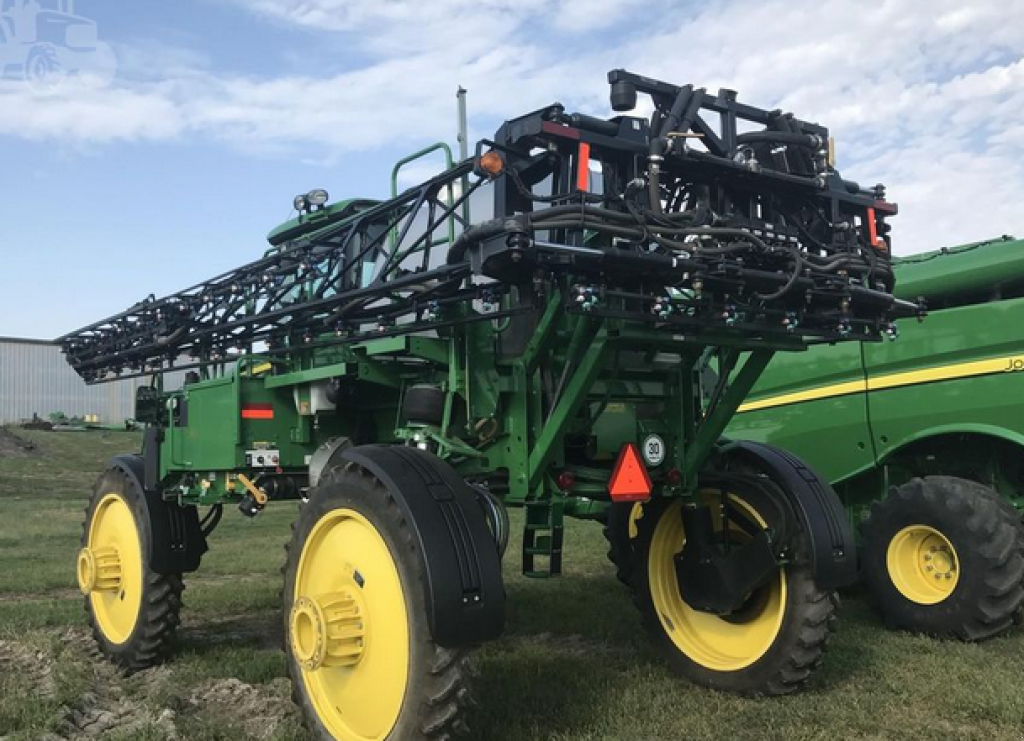 Selbstfahrspritze des Typs John Deere 4830,  in Біла Церква (Bild 5)