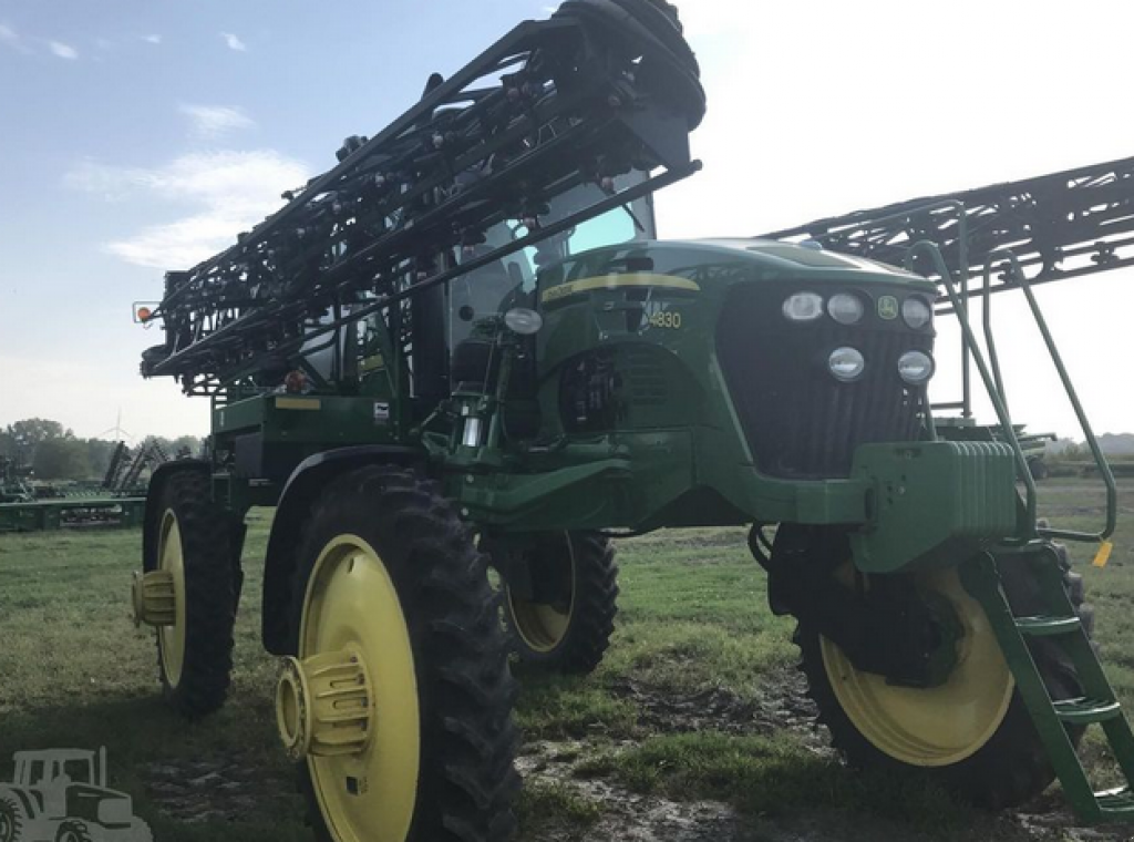 Selbstfahrspritze des Typs John Deere 4830,  in Біла Церква (Bild 7)