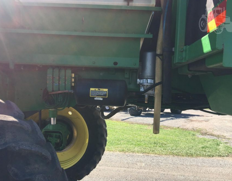 Selbstfahrspritze des Typs John Deere 4830,  in Біла Церква (Bild 8)