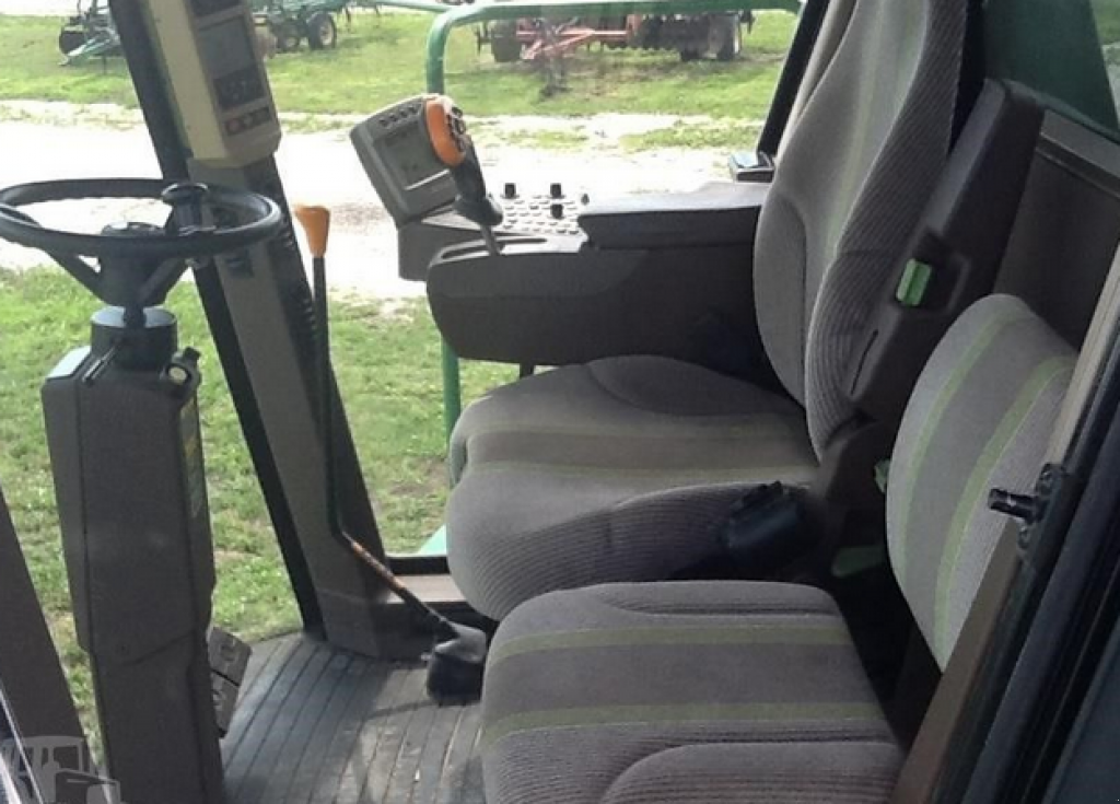 Oldtimer-Mähdrescher des Typs John Deere 9770 STS, Neumaschine in Біла Церква (Bild 10)