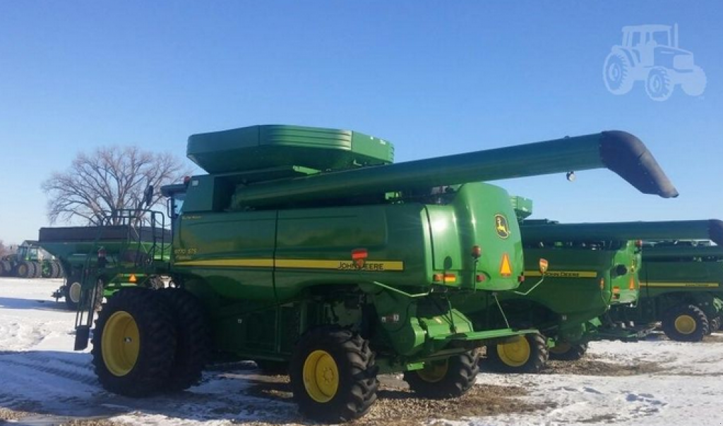 Oldtimer-Mähdrescher des Typs John Deere 9770 STS, Neumaschine in Біла Церква (Bild 5)