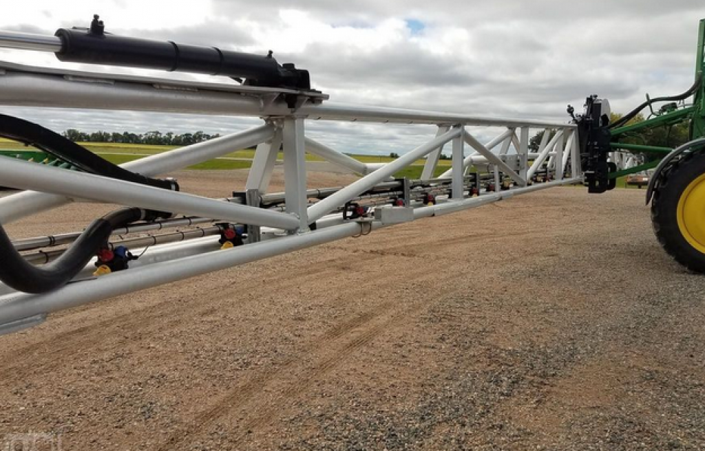 Selbstfahrspritze des Typs John Deere 4830,  in Біла Церква (Bild 9)