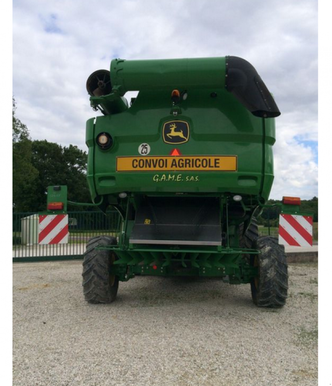 Oldtimer-Mähdrescher des Typs John Deere S670і, Neumaschine in Біла Церква (Bild 7)