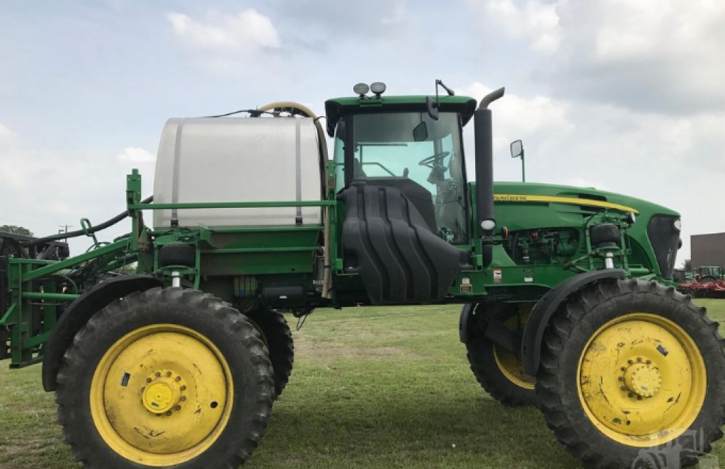 Selbstfahrspritze des Typs John Deere 4830,  in Біла Церква (Bild 4)