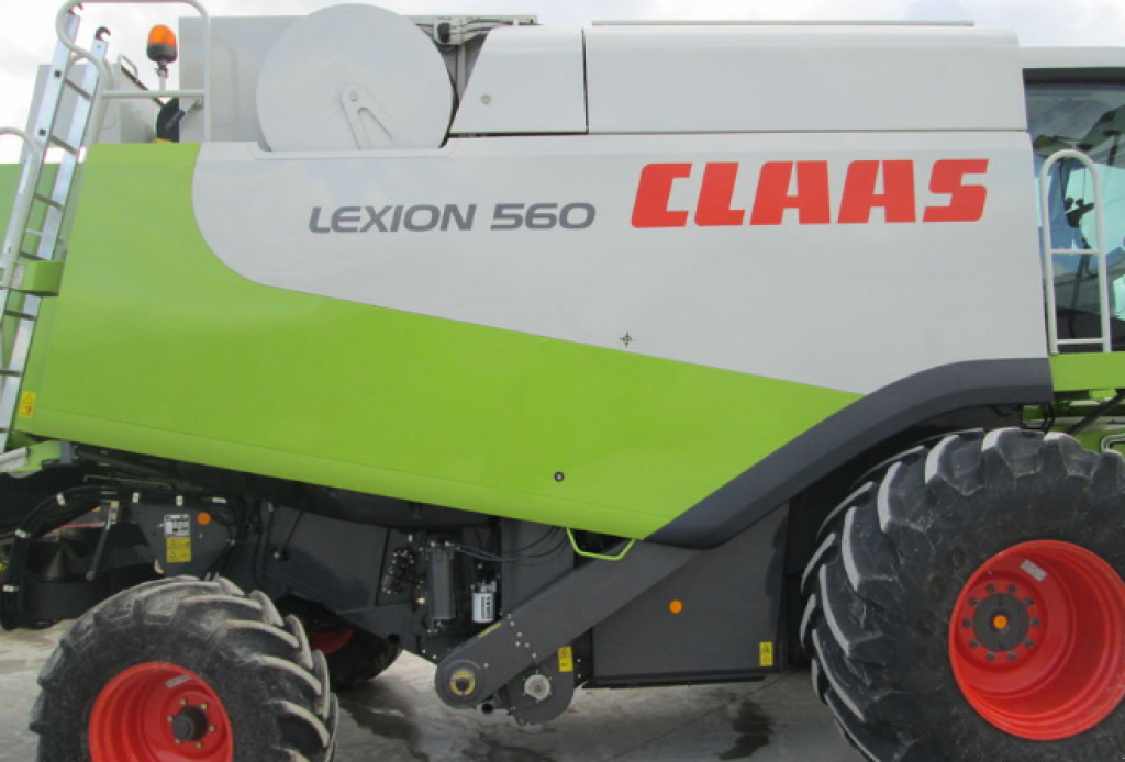 Oldtimer-Mähdrescher des Typs CLAAS Lexion 560, Neumaschine in Біла Церква (Bild 1)