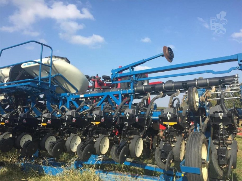 Gareeggenfelder des Typs Kinze 3600,  in Біла Церква (Bild 3)