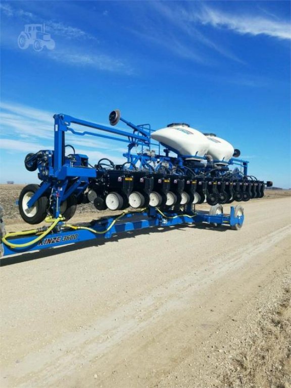 Gareeggenfelder des Typs Kinze 3600,  in Біла Церква (Bild 2)