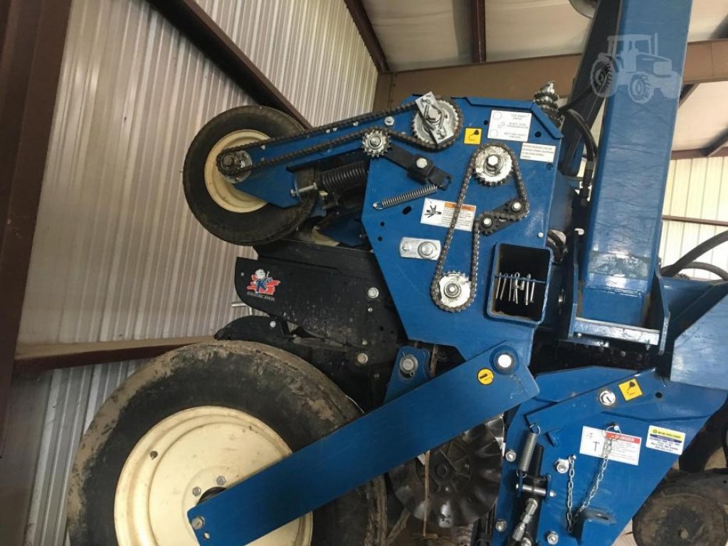 Gareeggenfelder des Typs Kinze 3600,  in Біла Церква (Bild 2)