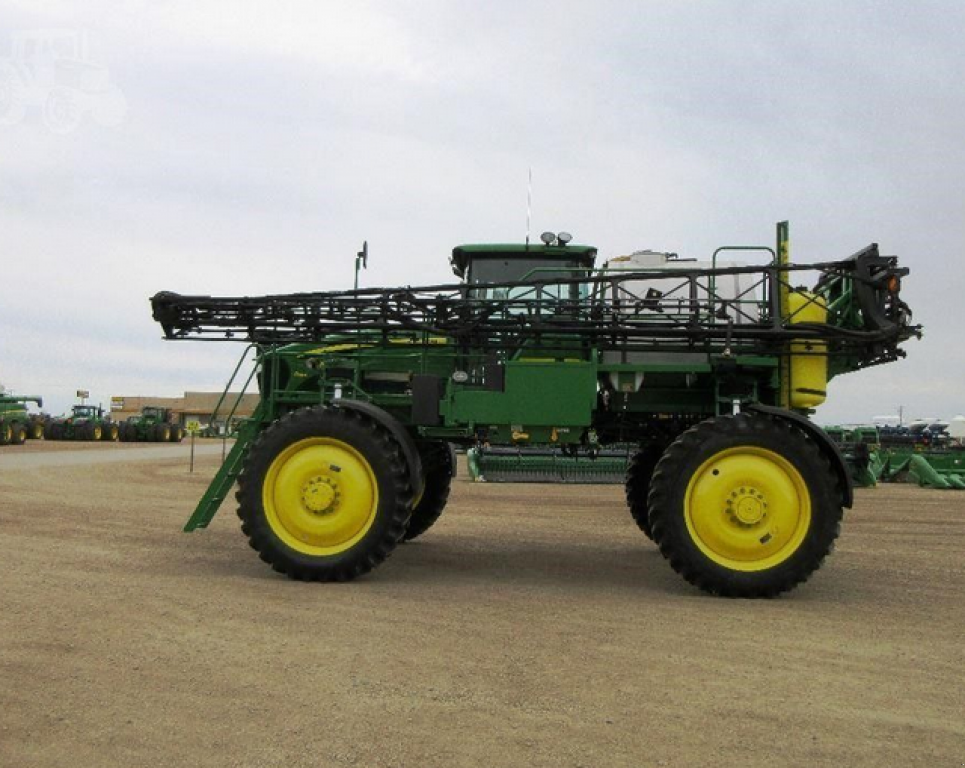 Selbstfahrspritze des Typs John Deere 4830,  in Біла Церква (Bild 2)