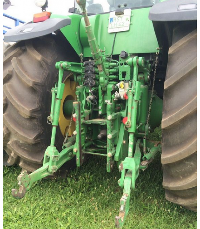 Oldtimer-Traktor des Typs John Deere 8520, Neumaschine in Біла Церква (Bild 2)