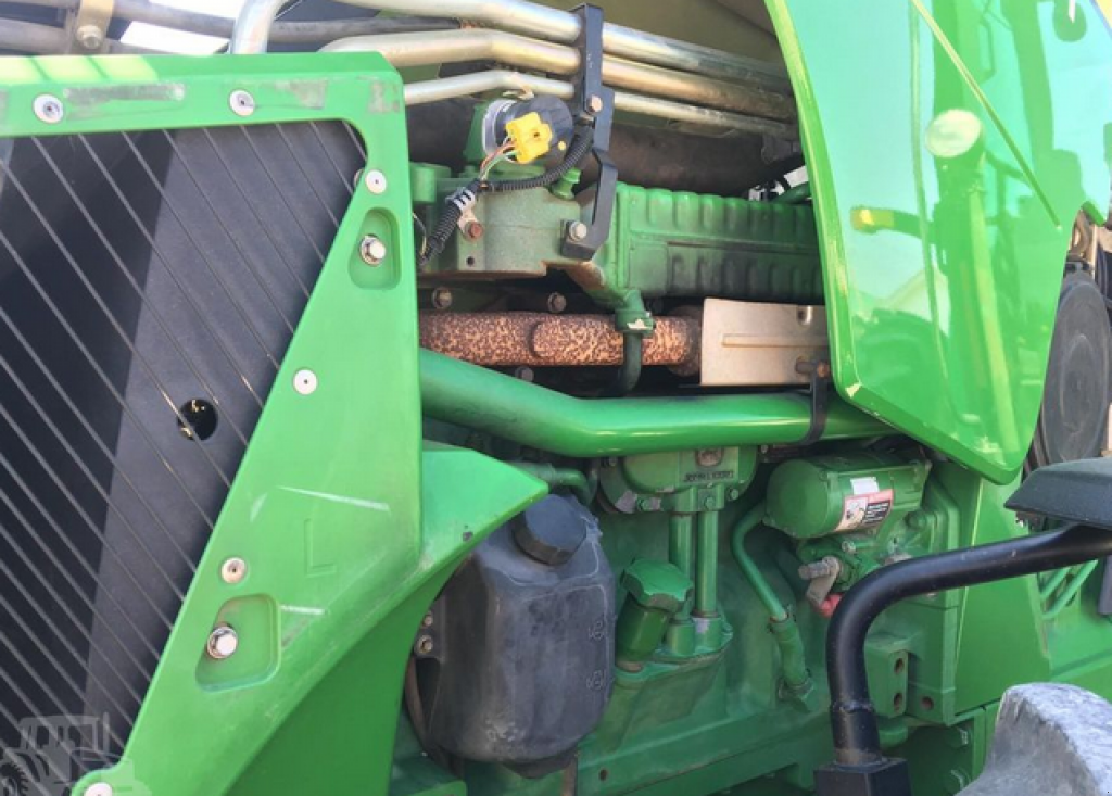 Oldtimer-Traktor des Typs John Deere 8430, Neumaschine in Біла Церква (Bild 8)