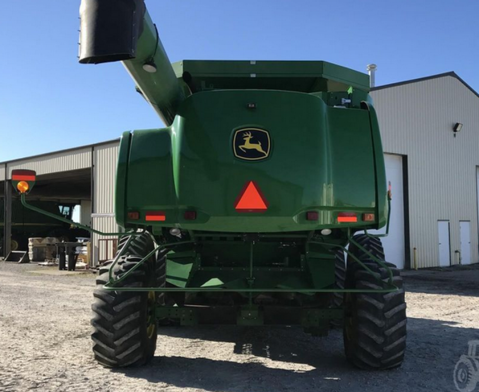 Oldtimer-Mähdrescher des Typs John Deere 9660 STS,  in Біла Церква (Bild 10)