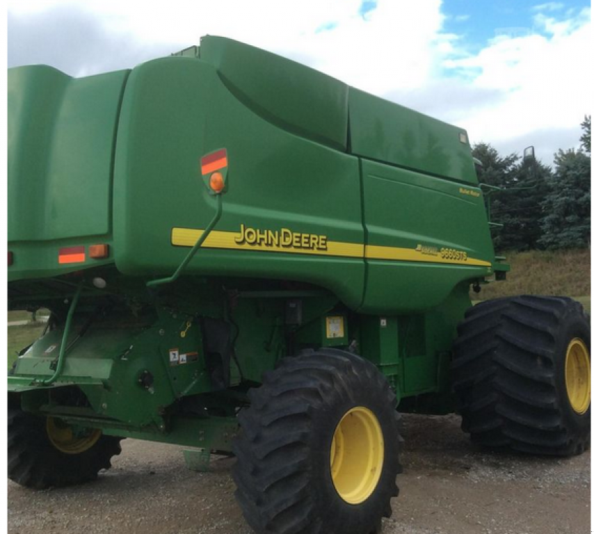 Oldtimer-Mähdrescher des Typs John Deere 9770 STS, Neumaschine in Біла Церква (Bild 9)