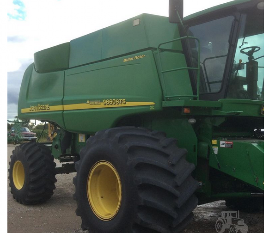 Oldtimer-Mähdrescher des Typs John Deere 9770 STS, Neumaschine in Біла Церква (Bild 2)