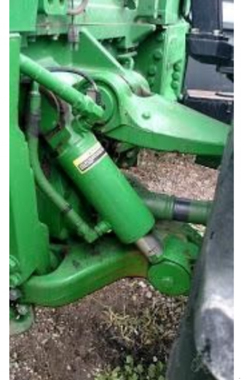 Oldtimer-Traktor des Typs John Deere 8430, Neumaschine in Біла Церква (Bild 3)