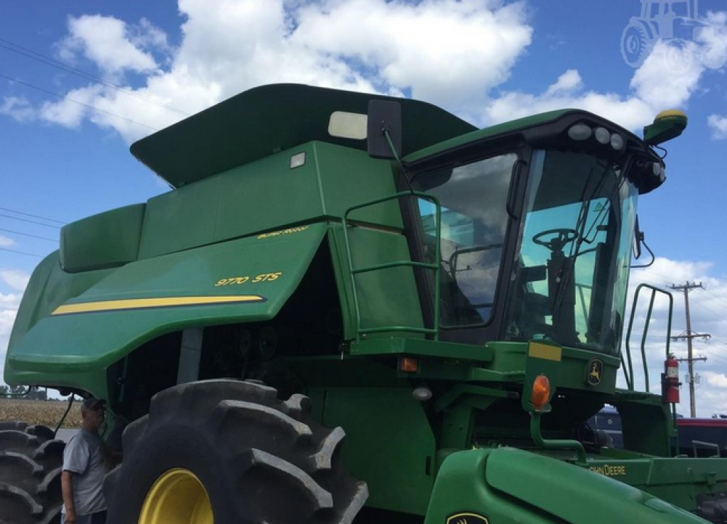 Oldtimer-Mähdrescher des Typs John Deere 9770 STS, Neumaschine in Біла Церква (Bild 4)