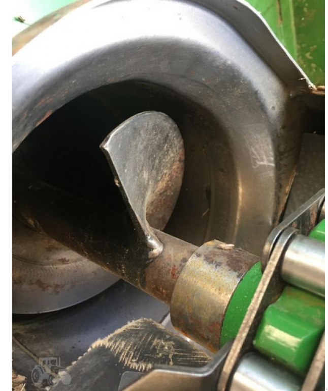 Oldtimer-Mähdrescher des Typs John Deere 9770 STS, Neumaschine in Біла Церква (Bild 2)