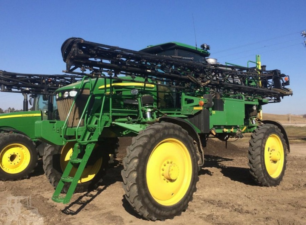 Selbstfahrspritze des Typs John Deere 4830,  in Біла Церква (Bild 6)