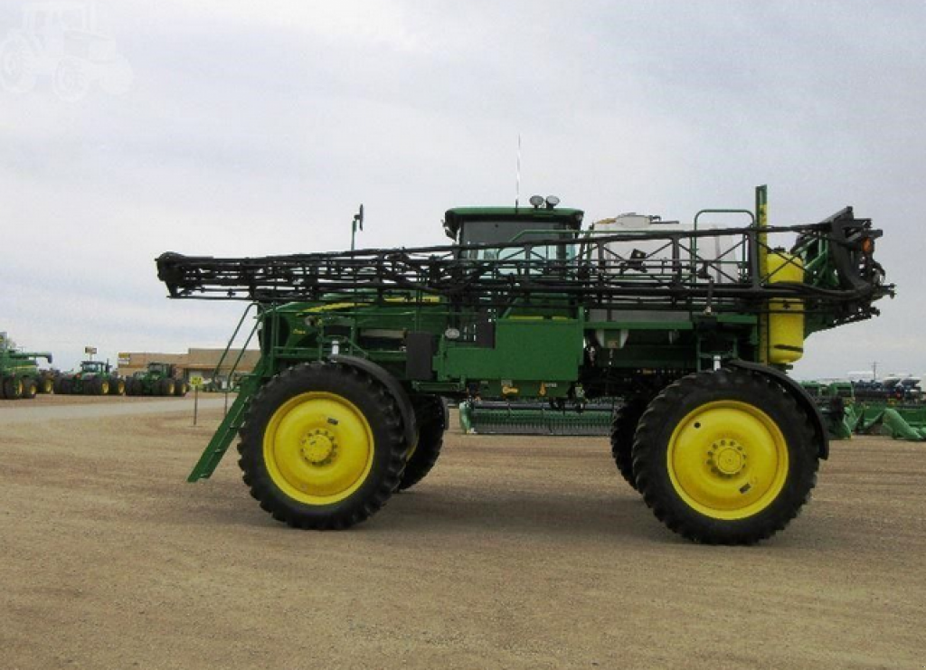 Selbstfahrspritze des Typs John Deere 4830,  in Біла Церква (Bild 3)