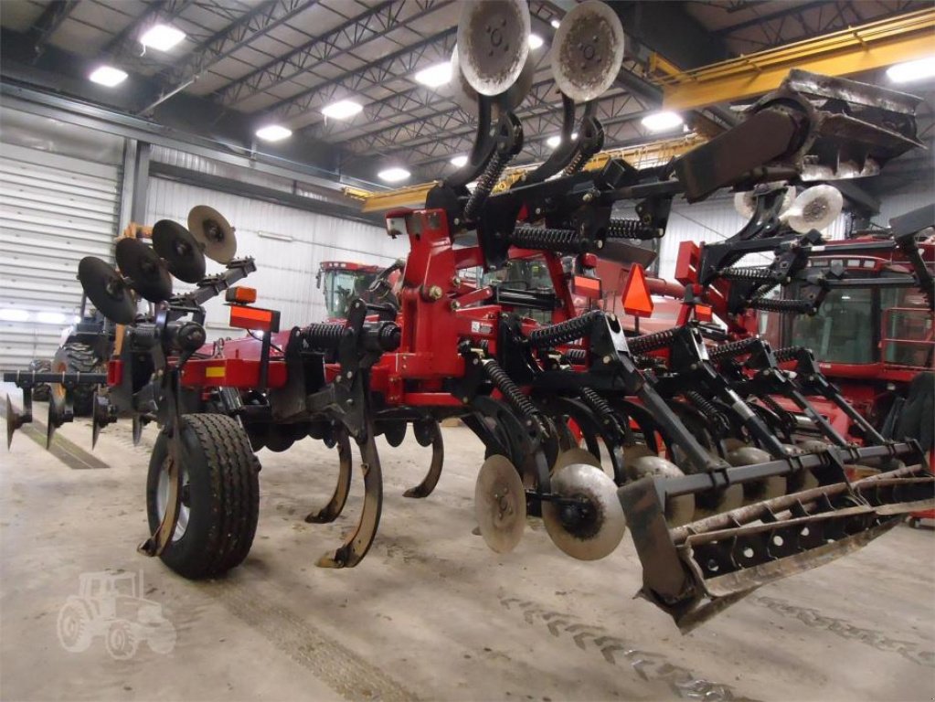 Spatenpflug des Typs Case IH Ecolo Tiger 875-9,  in Біла Церква (Bild 6)