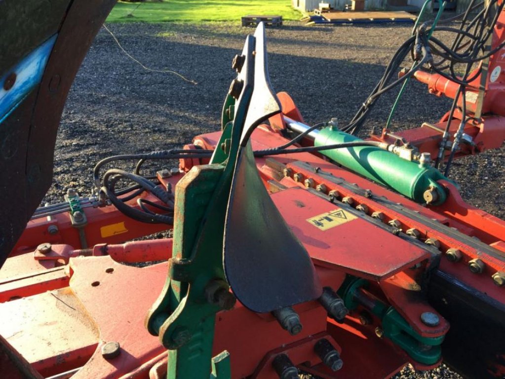 Scheibenpflug des Typs Kverneland RB 100/8,  in Біла Церква (Bild 2)