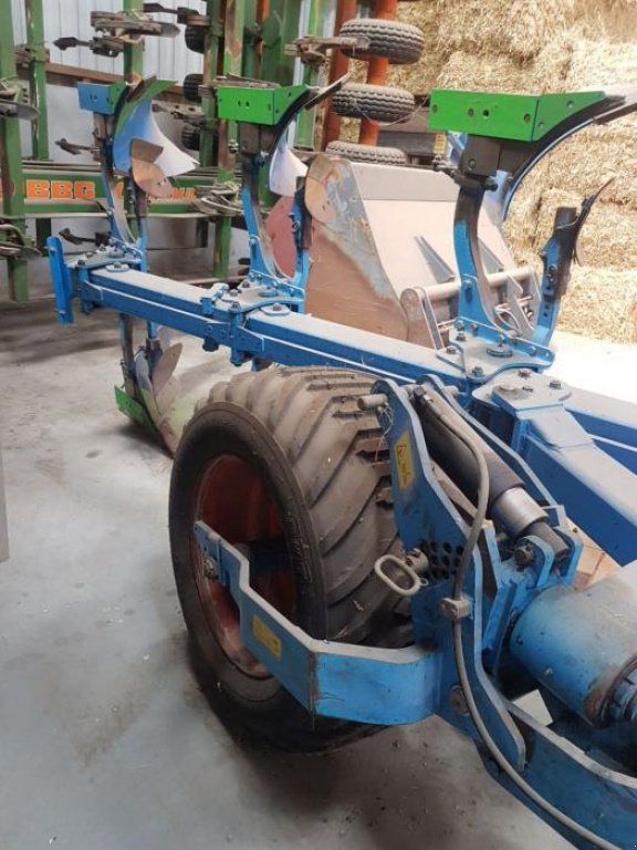 Scheibenpflug des Typs Lemken VariDiamant 10,  in Біла Церква (Bild 3)