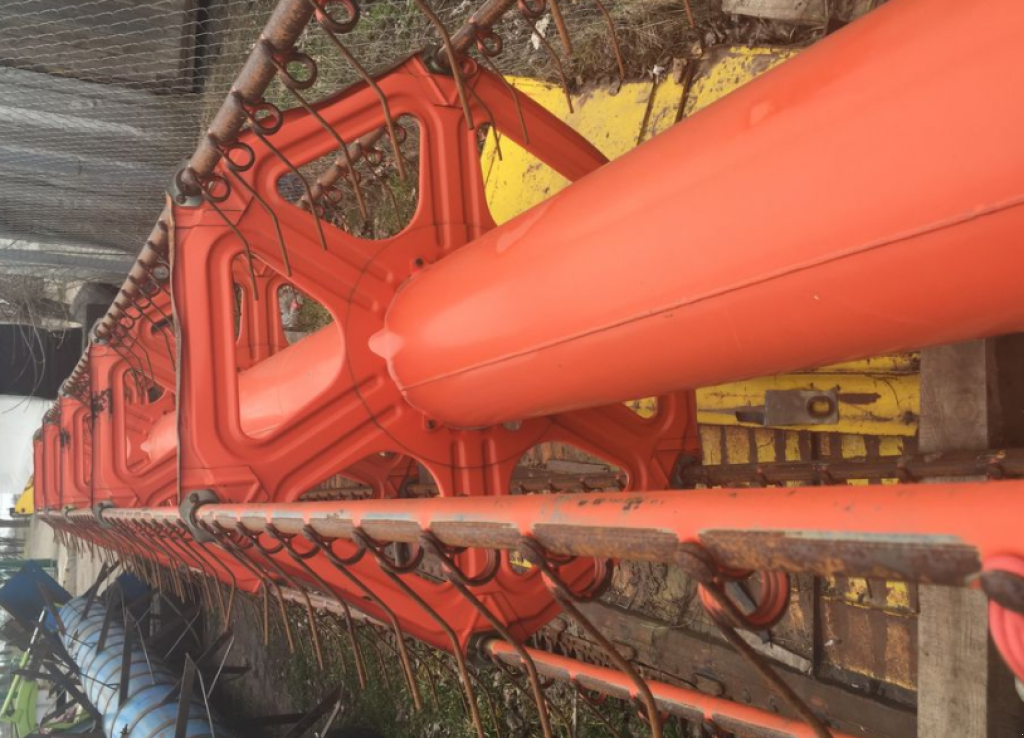 Oldtimer-Mähdrescher des Typs CLAAS Lexion 480, Neumaschine in Миколаїв (Bild 9)