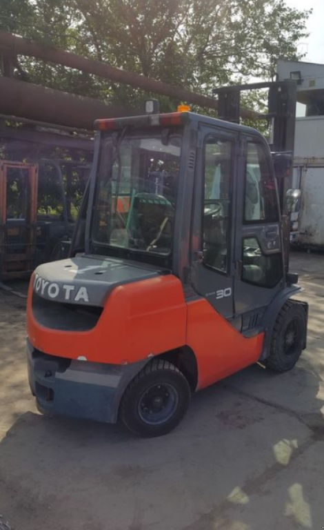 Gabelstapler des Typs Toyota 8FG30,  in Одеса (Bild 3)