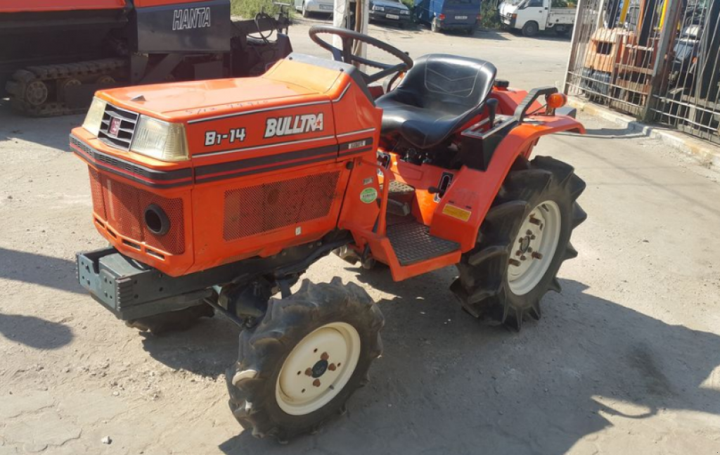 Hopfentraktor des Typs Kubota B1-14, Neumaschine in Одеса (Bild 5)