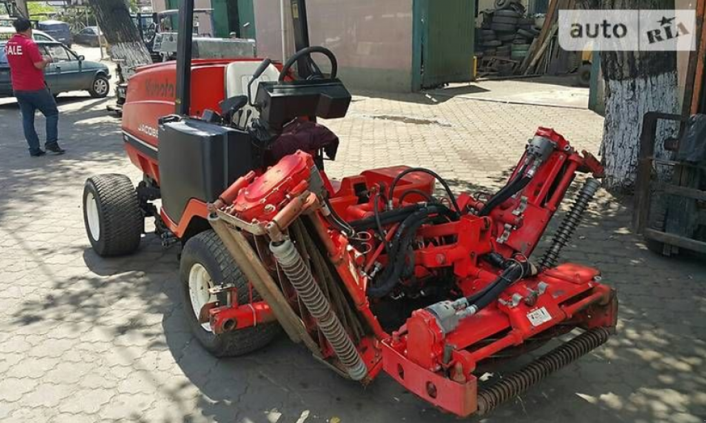 Hopfentraktor des Typs Kubota Jacobsen ST 5111,  in Одеса (Bild 7)