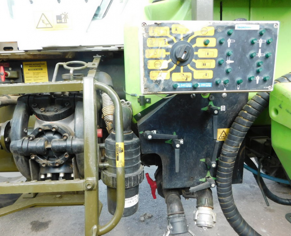Selbstfahrspritze des Typs Tecnoma Laser 4000, Neumaschine in Харків (Bild 7)