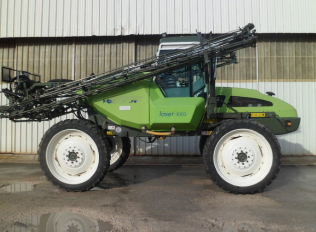 Selbstfahrspritze des Typs Tecnoma Laser 3000, Neumaschine in Харків (Bild 1)