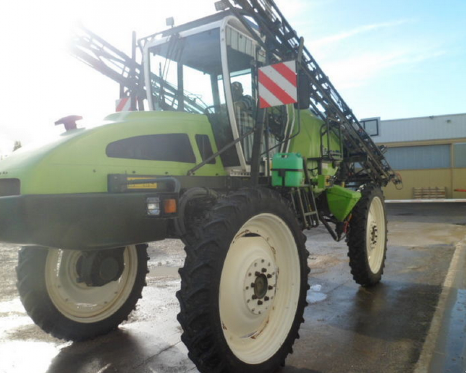 Selbstfahrspritze des Typs Tecnoma Laser 3000, Neumaschine in Харків (Bild 4)