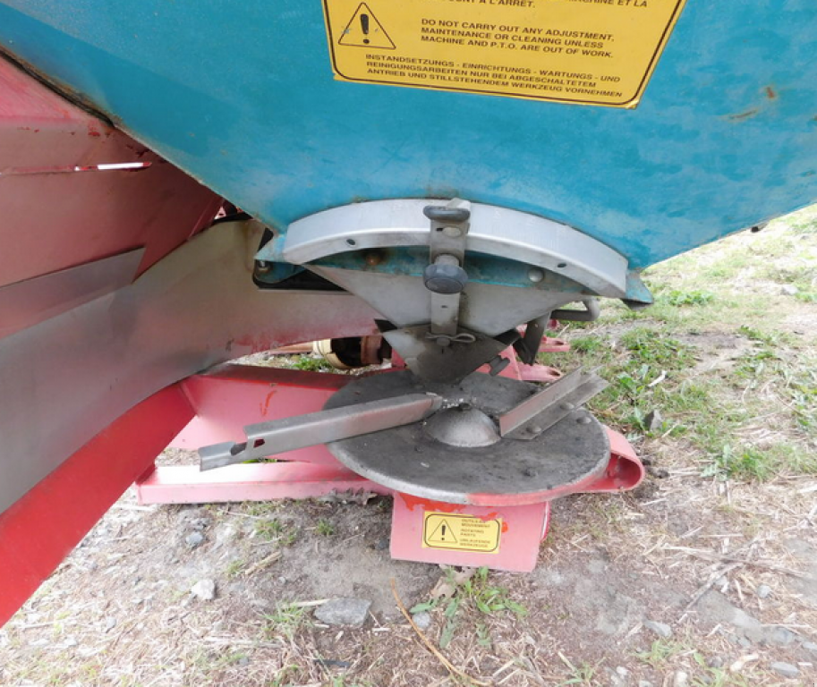 Sandstreuer & Salzstreuer des Typs Sulky X36,  in Харків (Bild 2)