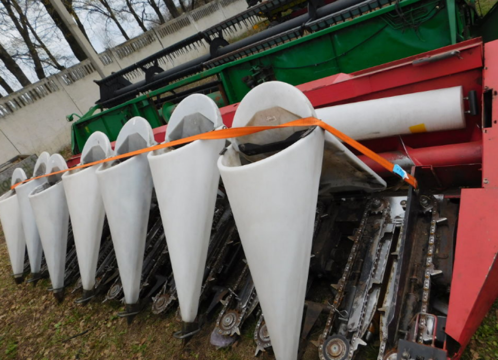 Maispflückvorsatz des Typs Oros HSA 8020,  in Харків (Bild 1)