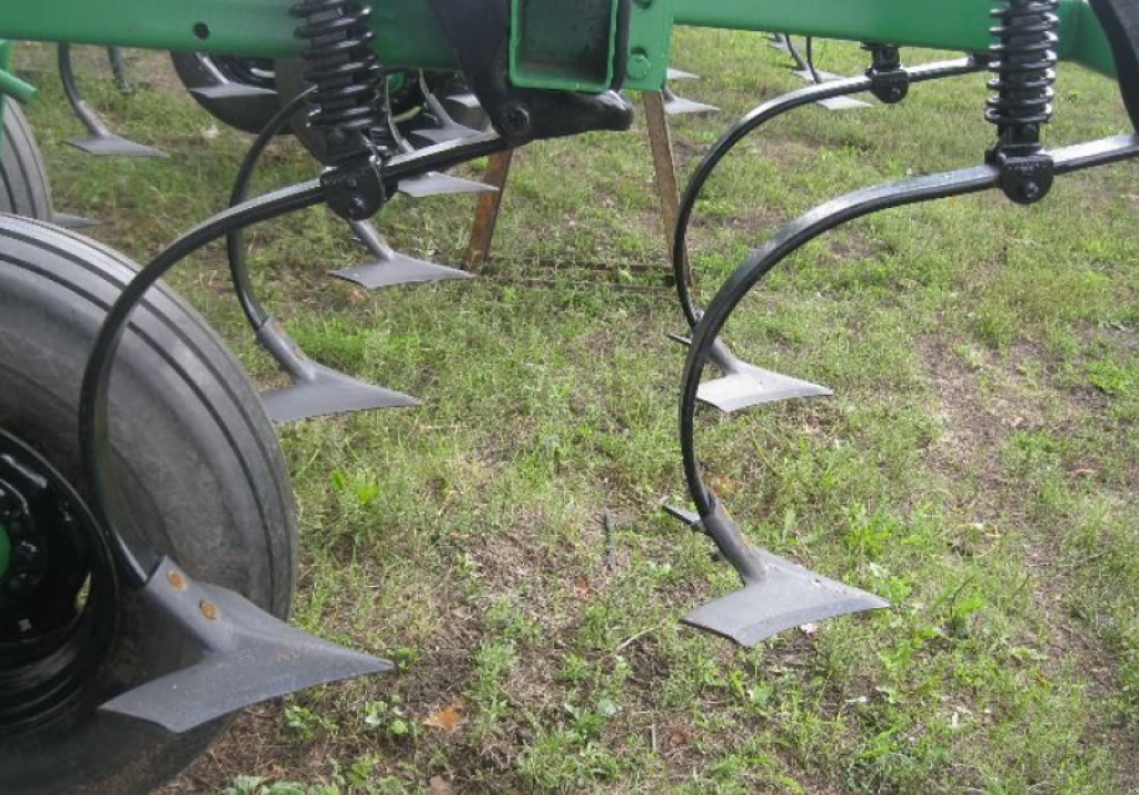 Kartoffelpflegetechnik des Typs John Deere 960,  in Харків (Bild 2)