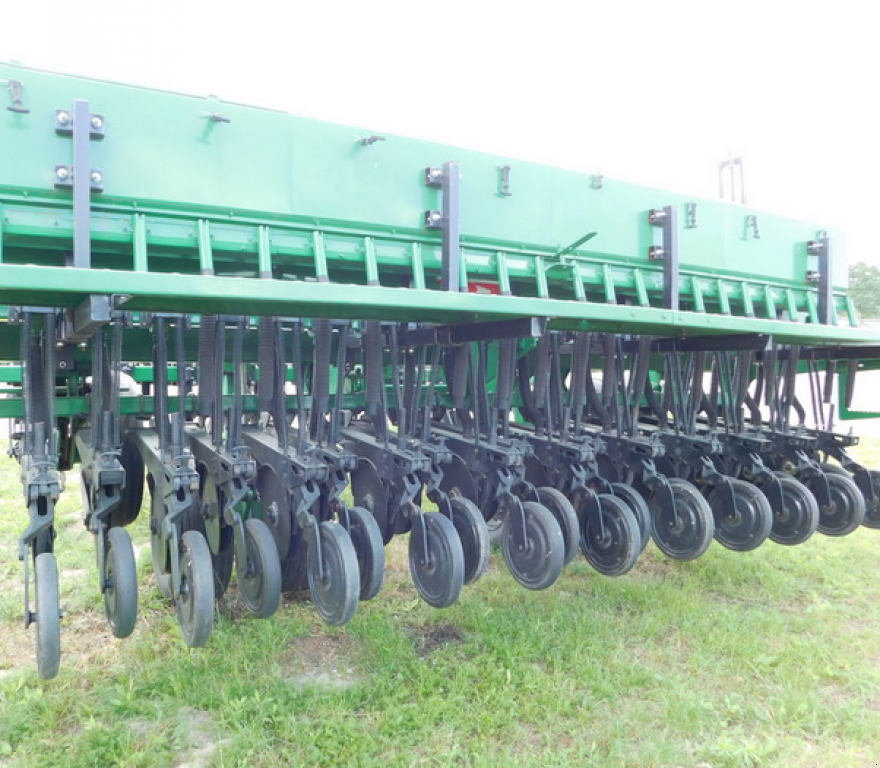 Direktsaatmaschine des Typs Great Plains CPH-1500,  in Харків (Bild 5)